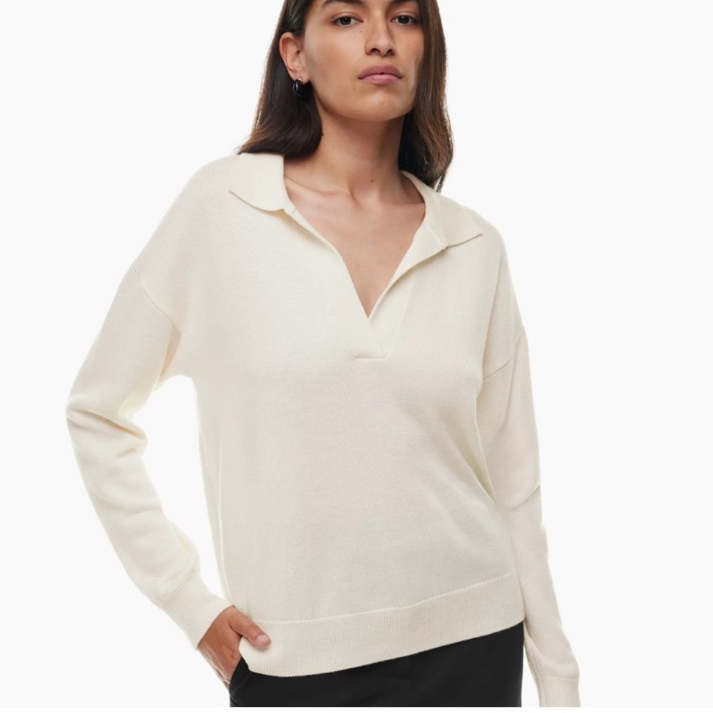 Wilfred Cream V-Neck Sweater with Relaxed Fit